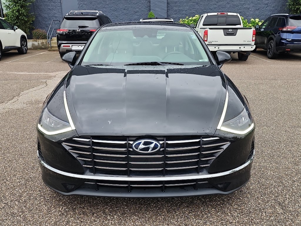 Used 2021 Hyundai Sonata SE w/ Cargo Package FWD image 2