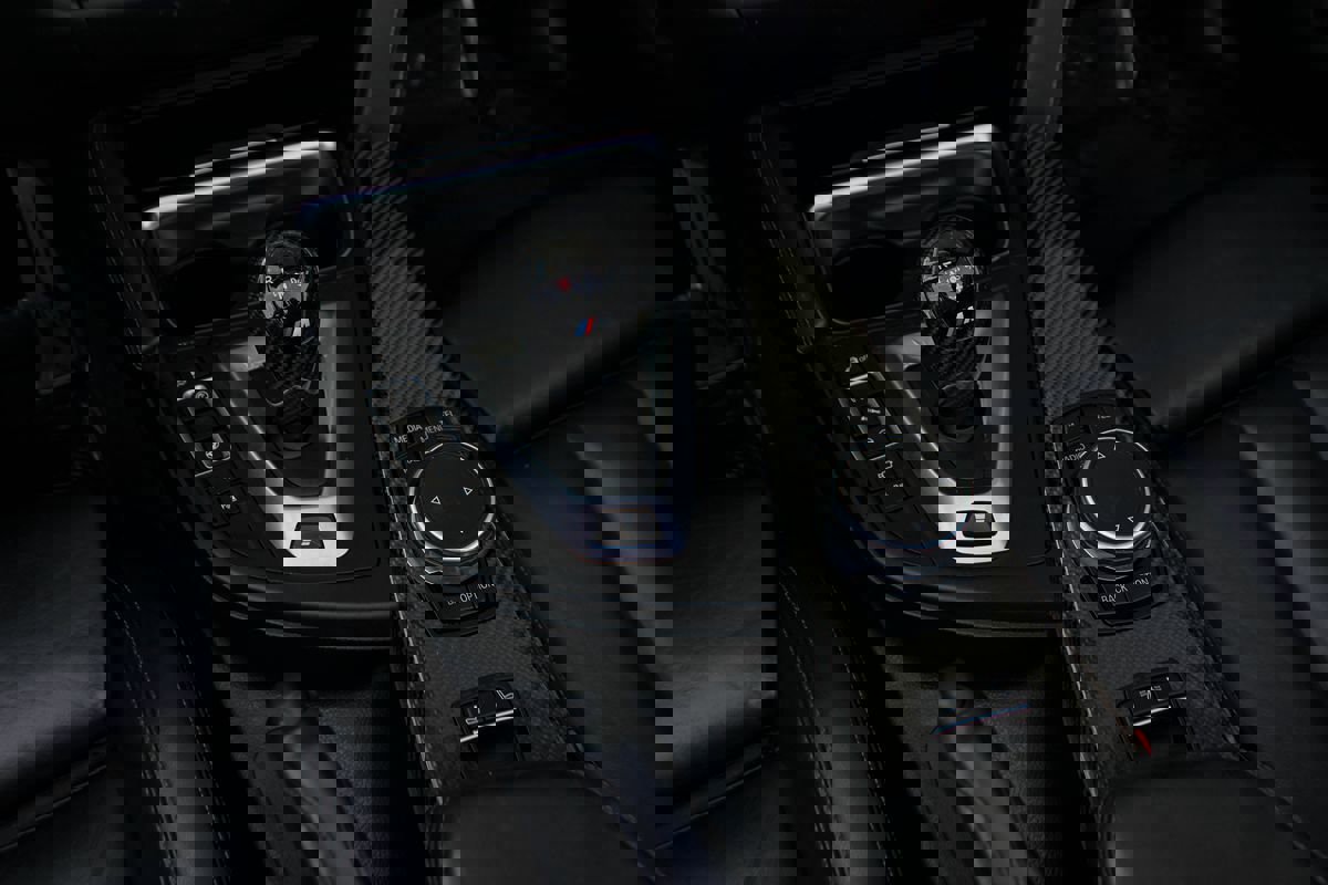 Used 2015 BMW M4 Convertible image 35