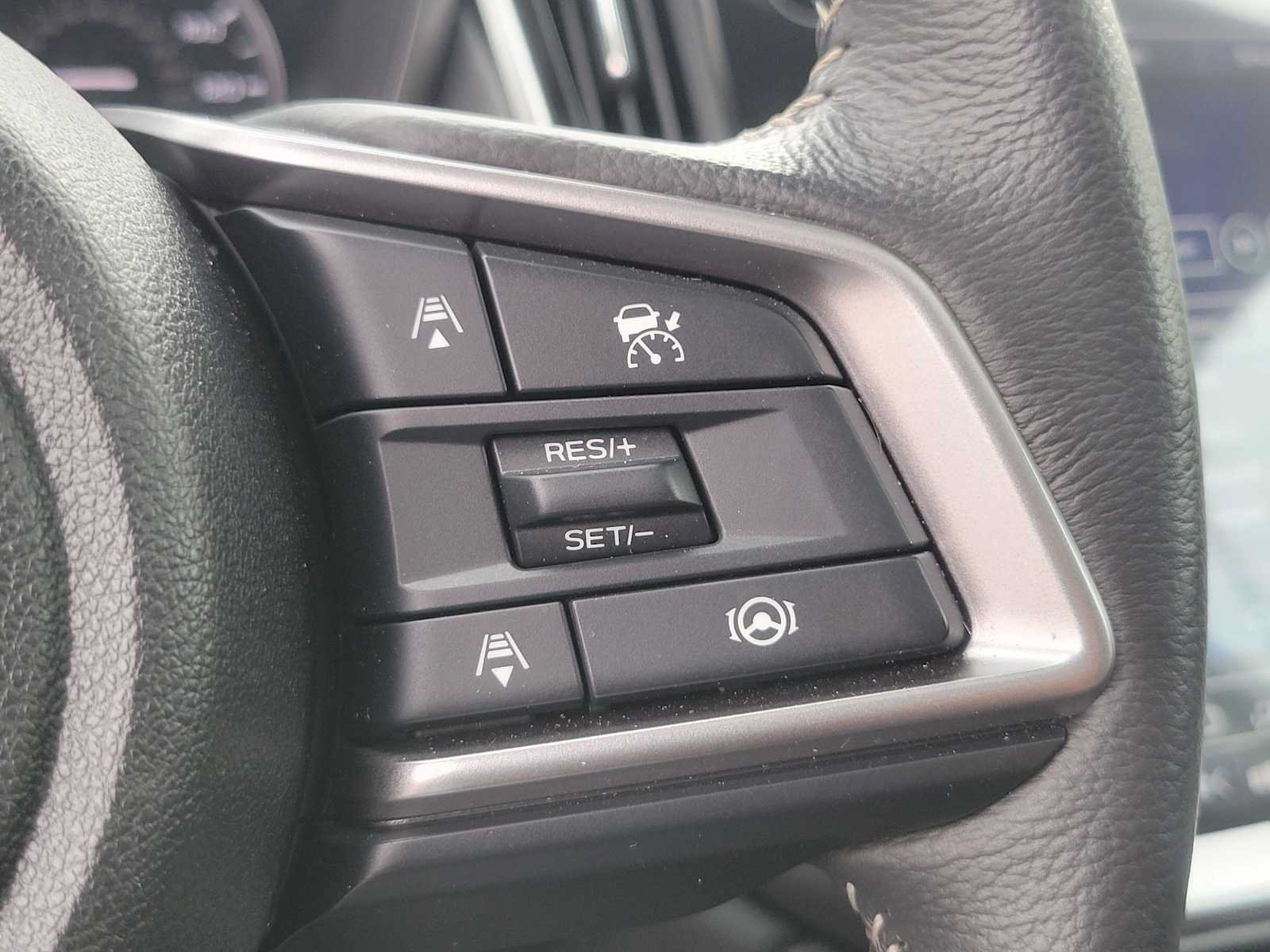Certified 2025 Subaru Outback Limited AWD/4WD image 26