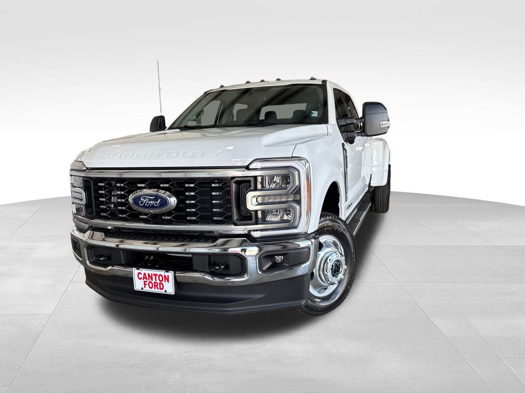 New 2026 Ford F350 XLT