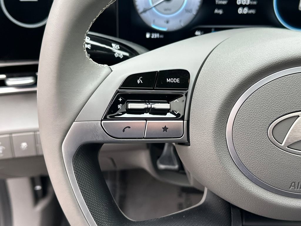 Used 2024 Hyundai Elantra SEL w/ Convenience Package image 23