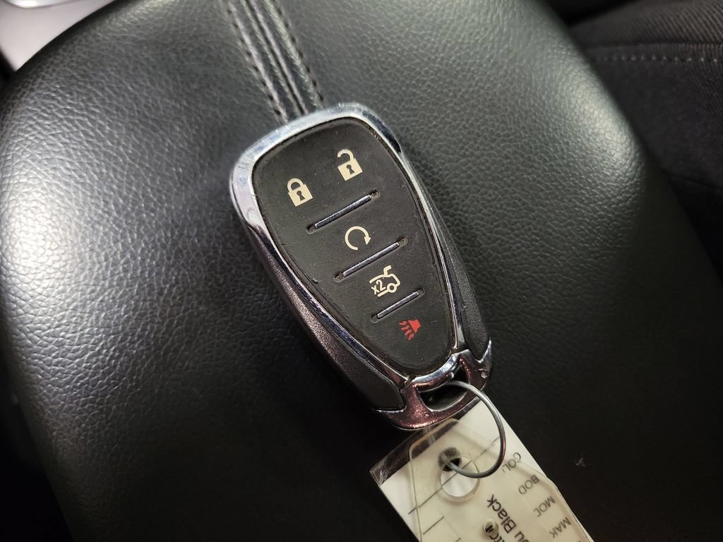 Used 2023 Chevrolet Malibu LT FWD image 18