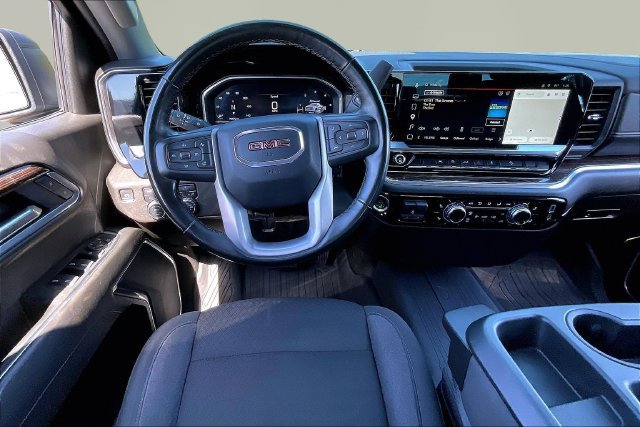 Used 2025 GMC Sierra 1500 Elevation AWD/4WD image 8