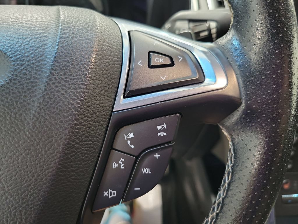 Used 2019 Ford Edge ST AWD/4WD image 38