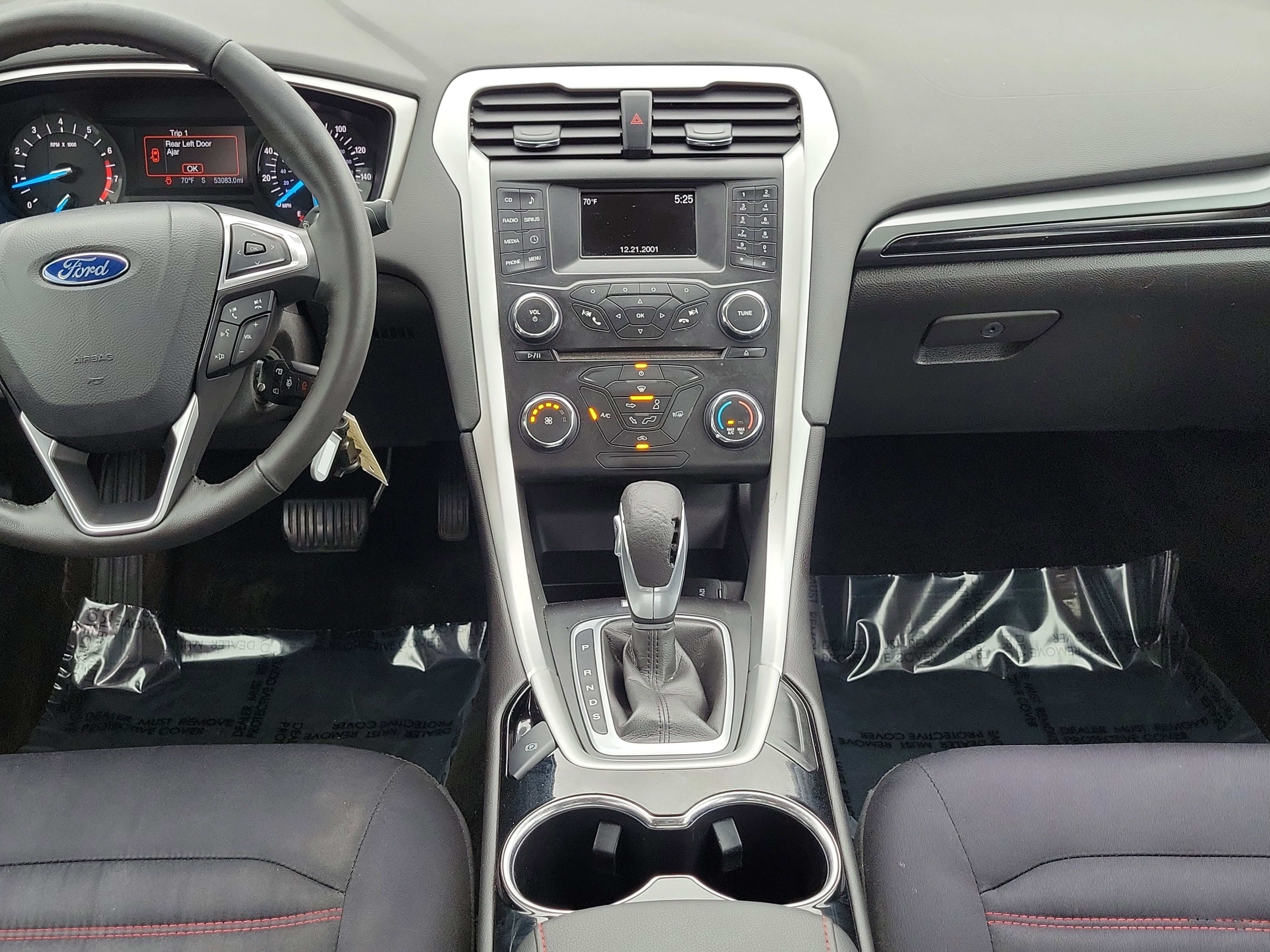 Used 2014 Ford Fusion SE w/ Equipment Group 201A image 16