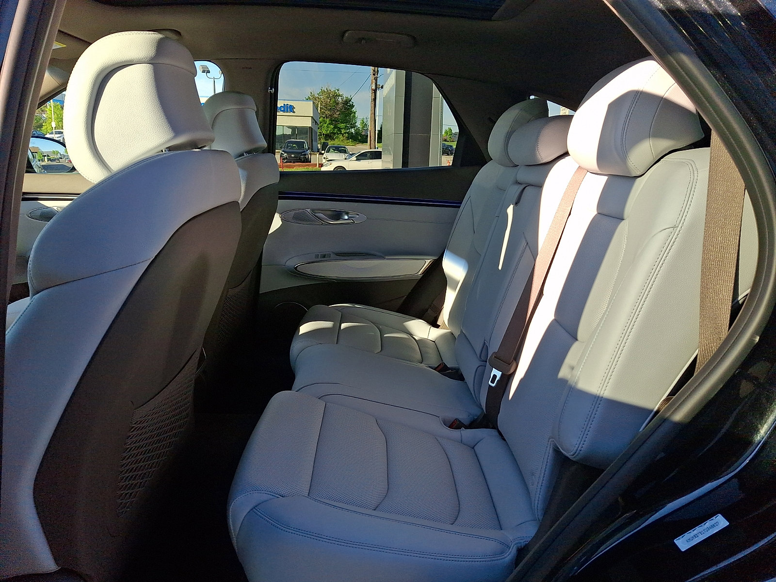 Certified 2026 Genesis GV70 2.5T Advanced AWD/4WD image 10