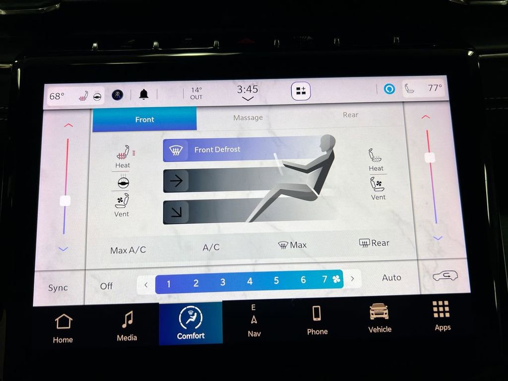 Used 2021 Jeep Grand Cherokee L Overland w/ Luxury Tech Group IV image 16