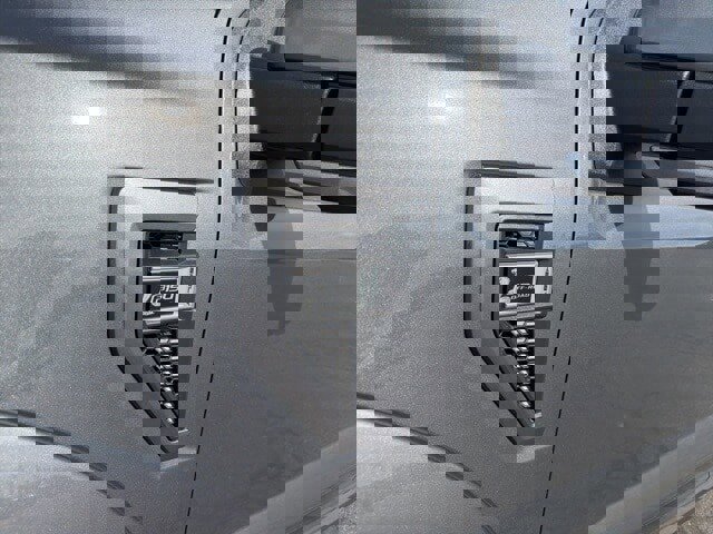 New 2025 Ford F150 Lariat w/ Equipment Group 501A Mid image 21