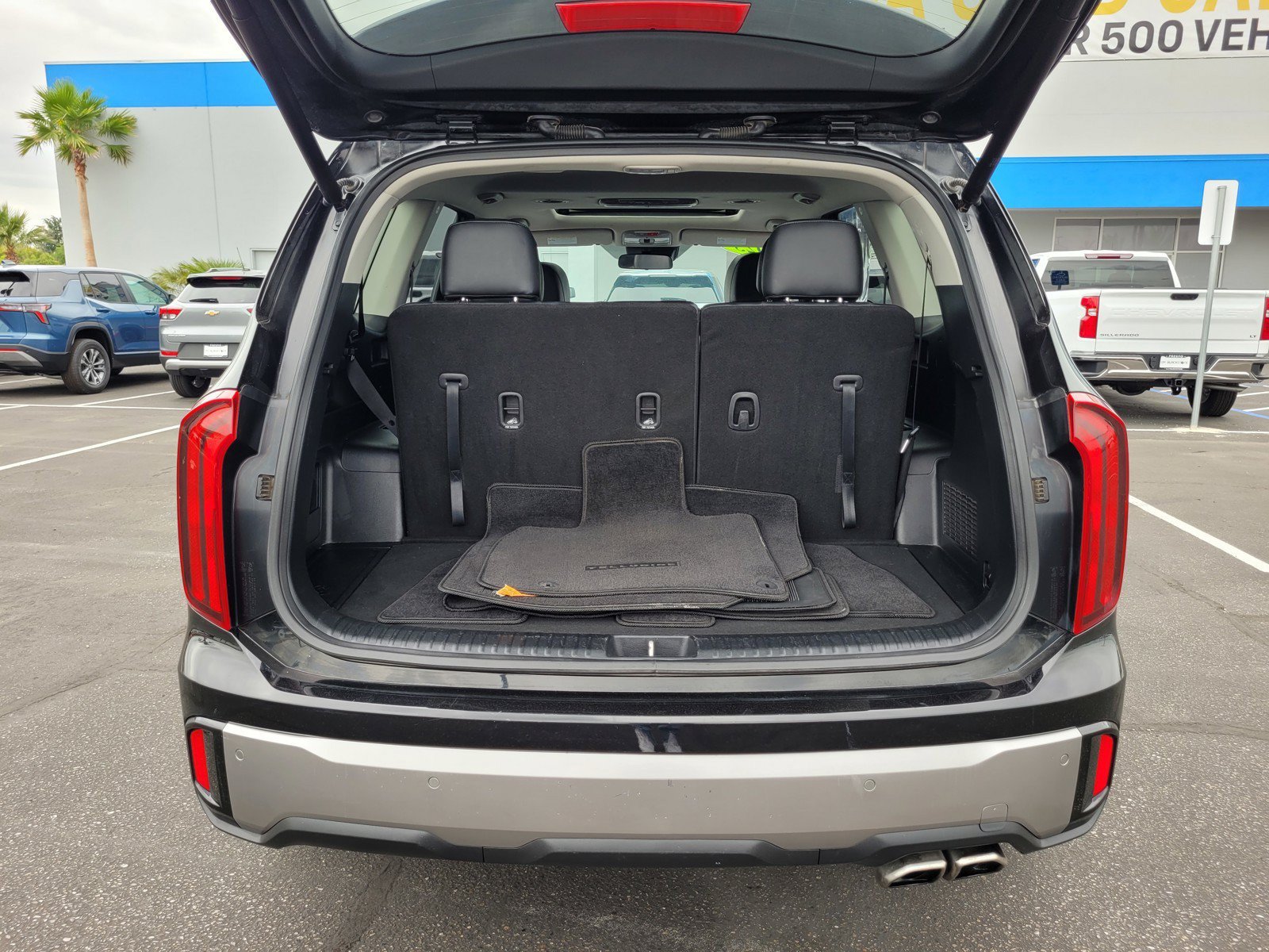 Used 2025 Kia Telluride S AWD/4WD image 28