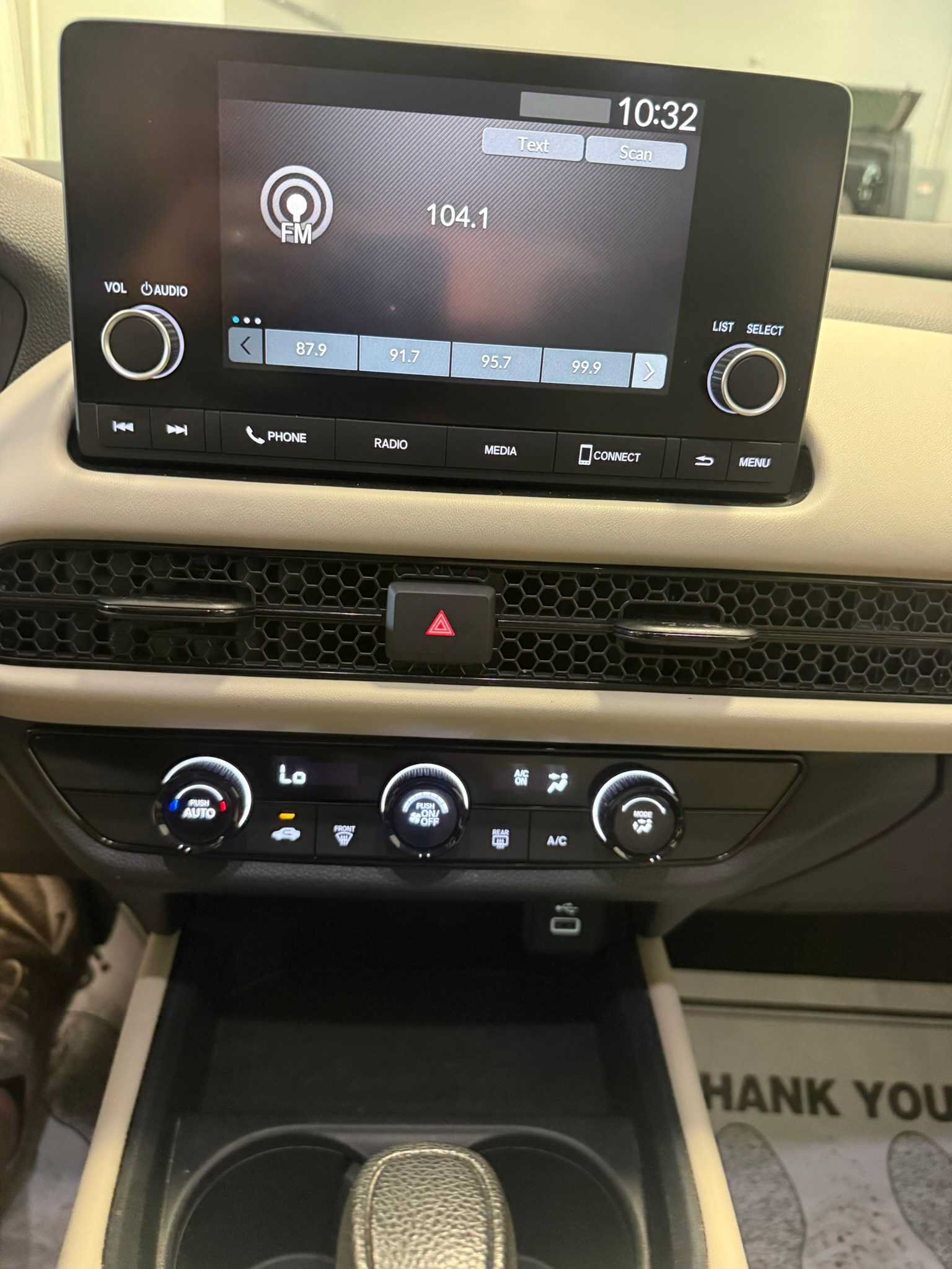 Used 2023 Honda HR-V LX image 34
