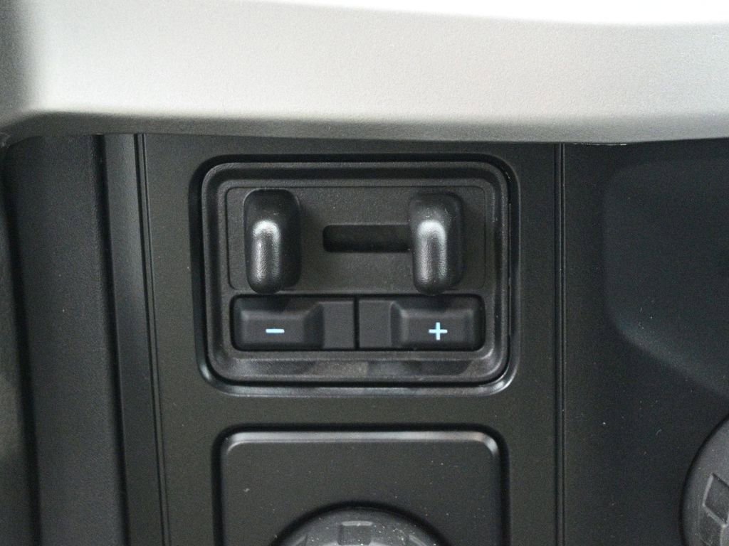 New 2026 Ford F350 XLT image 19