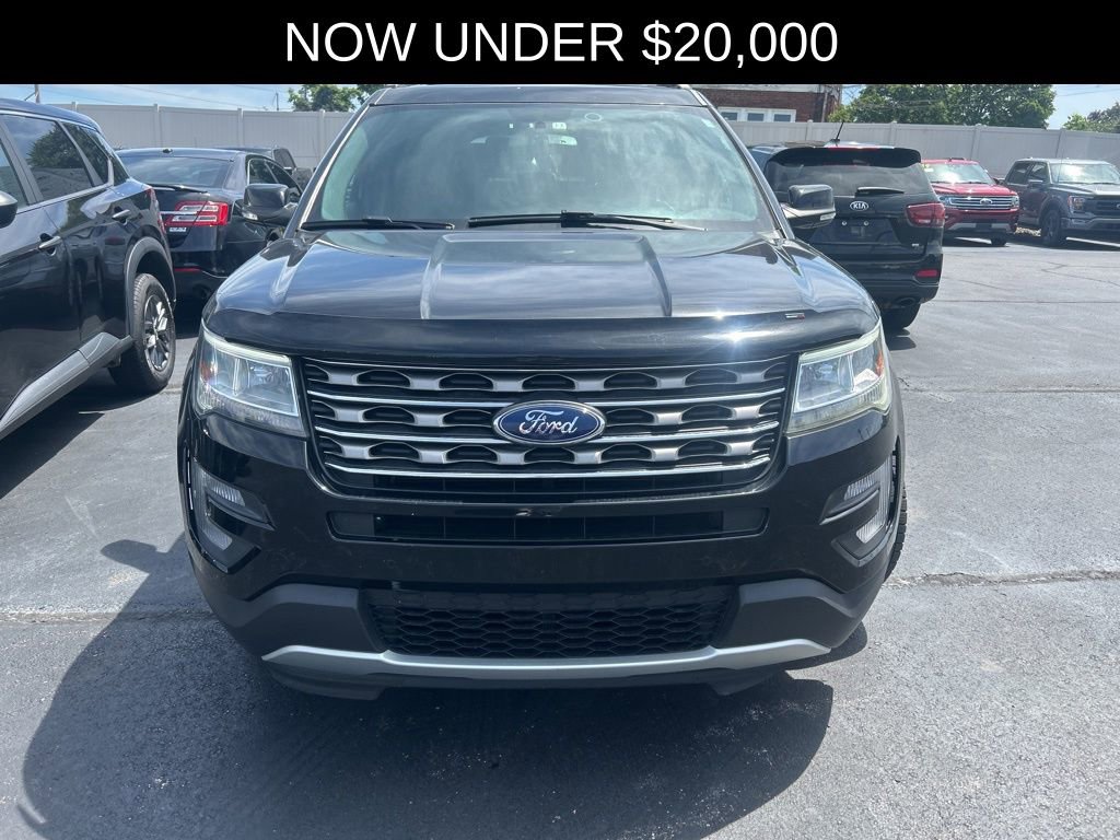 Used 2017 Ford Explorer XLT w/ Equipment Group 202A AWD/4WD video 2
