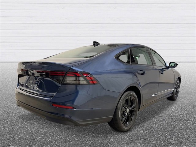 New 2025 Honda Accord SE image 5