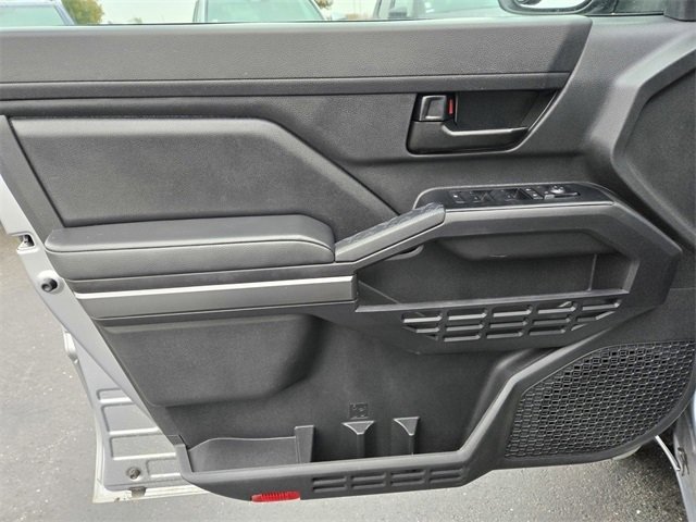 Certified 2024 Toyota Tacoma SR5 image 16