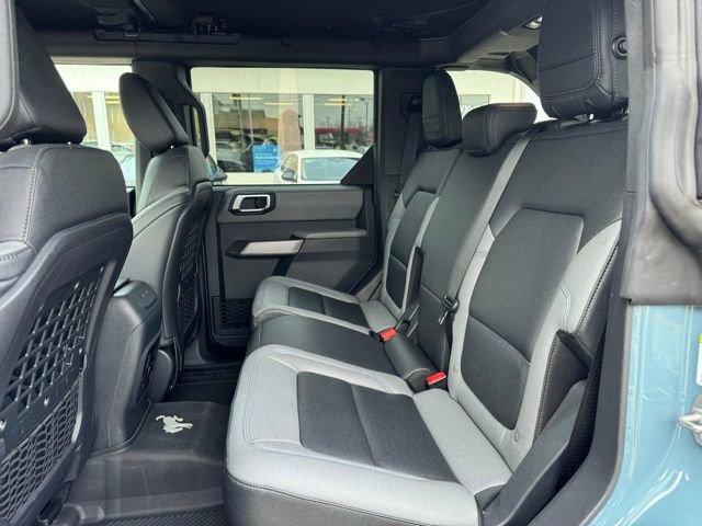 Used 2022 Ford Bronco Black Diamond w/ Sasquatch Package image 10