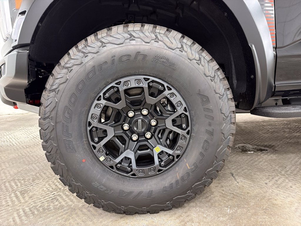 New 2026 Ford F150 Raptor w/ Equipment Group 803A Raptor R AWD/4WD image 13
