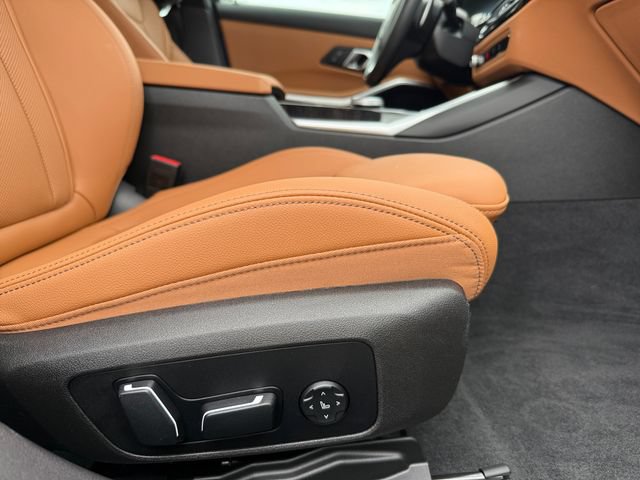 Certified 2024 BMW 330i xDrive Sedan w/ Premium Package AWD/4WD image 17