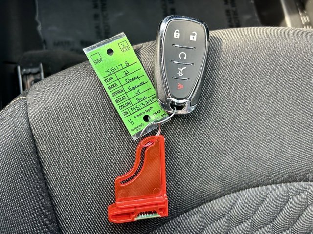 Used 2021 Chevrolet Equinox LT image 23