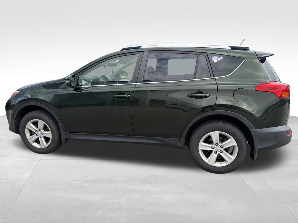 Used 2013 Toyota RAV4 XLE AWD/4WD image 14