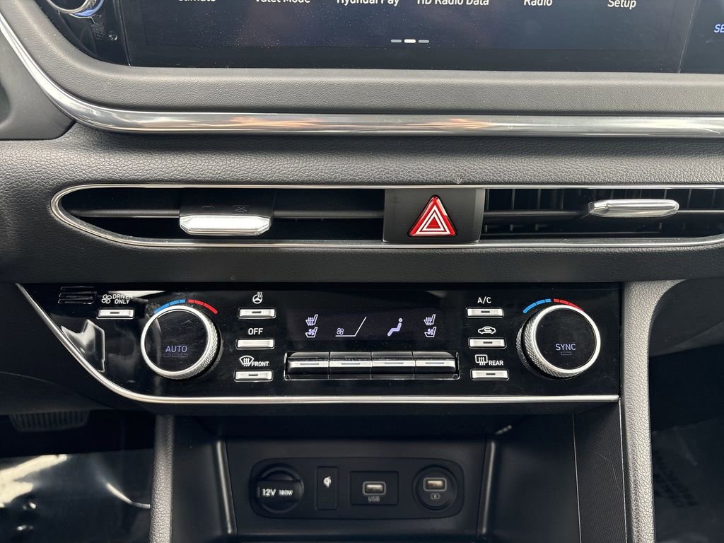 Used 2022 Hyundai Sonata Limited image 16
