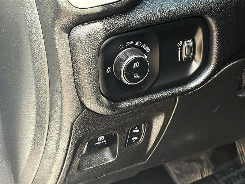 Used 2022 RAM 1500 Big Horn AWD/4WD image 23