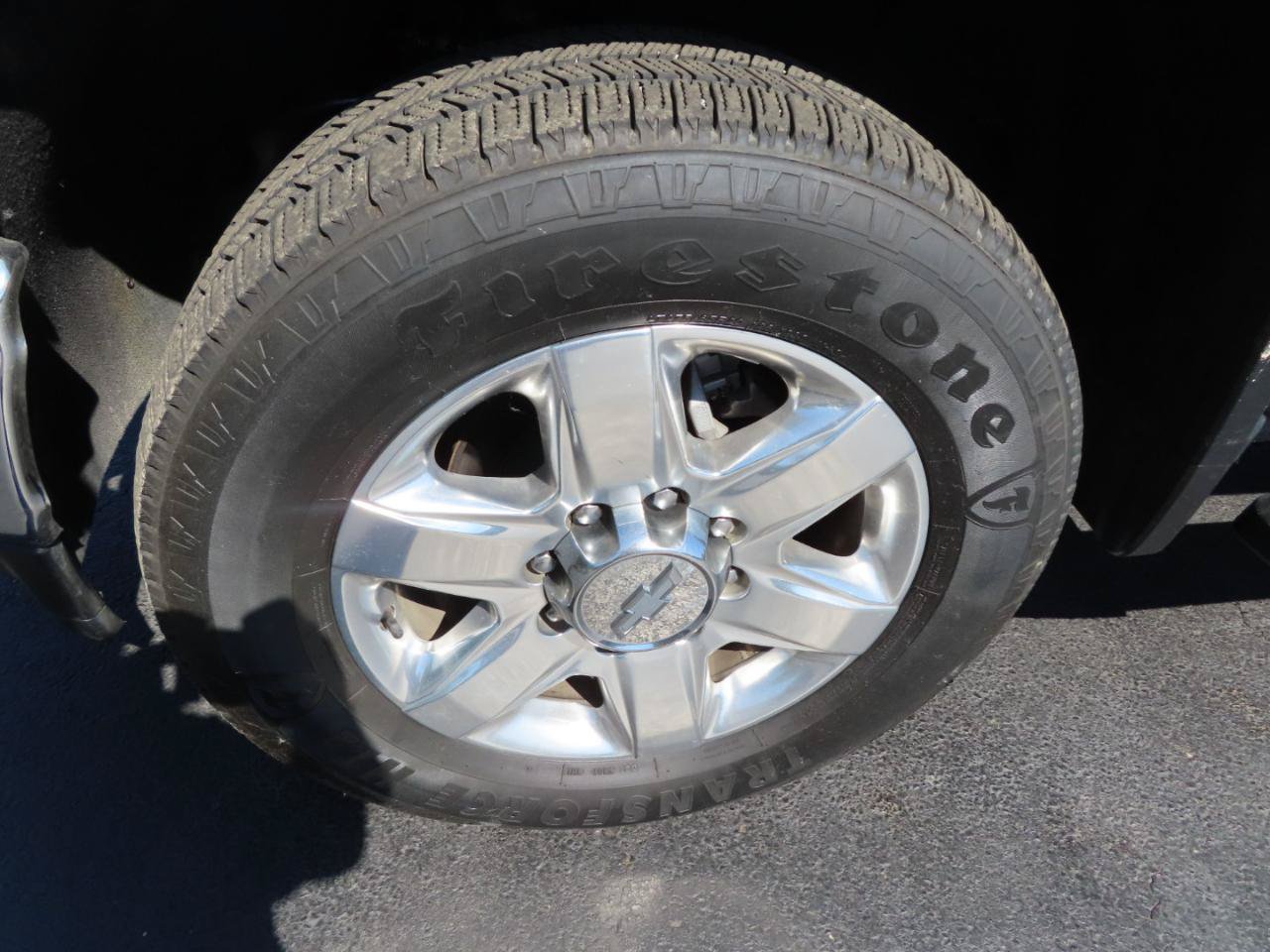 Used 2020 Chevrolet Silverado 2500 LTZ w/ LTZ Plus Package AWD/4WD image 11