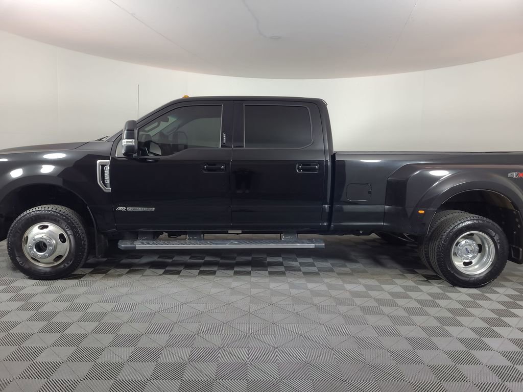 Used 2018 Ford F350 Lariat image 6