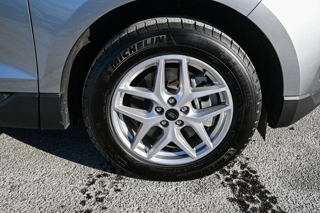 Used 2024 Ford Edge SEL w/ Convenience Package image 15