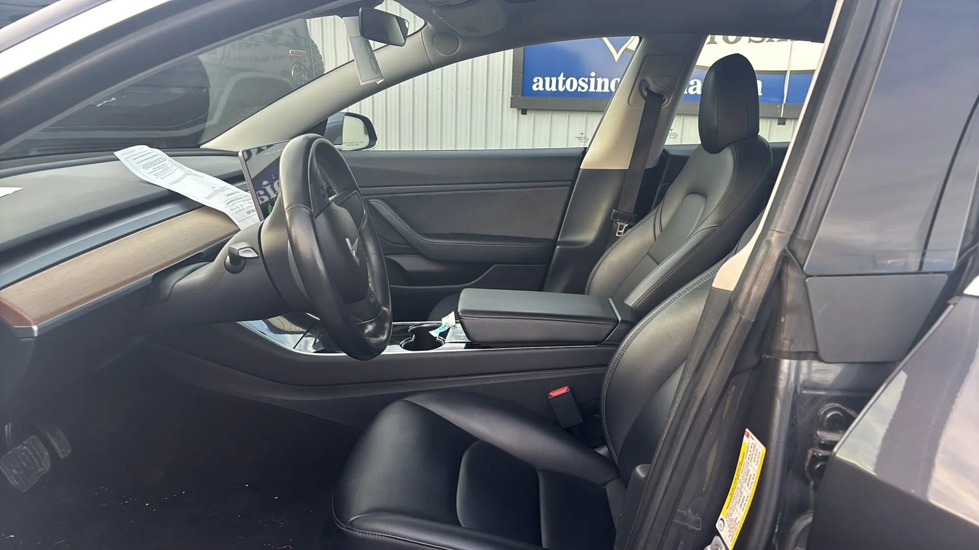 Used 2018 Tesla Model 3 Long Range image 9