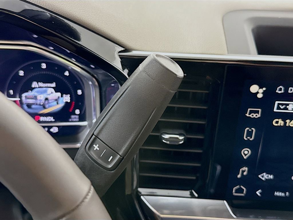 Used 2024 GMC Sierra 2500 SLT w/ SLT Premium Package image 8