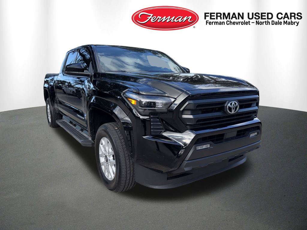Used 2025 Toyota Tacoma SR5 RWD image 2