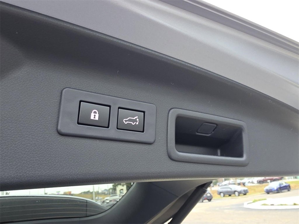 New 2025 Subaru Forester Touring image 16