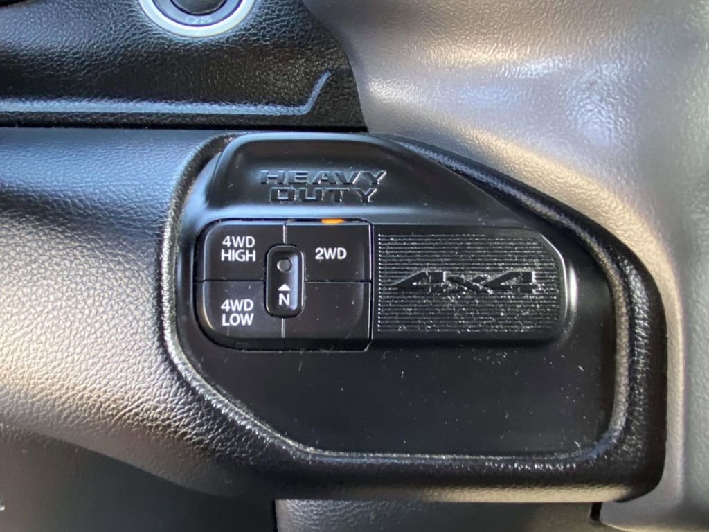 Used 2024 RAM 2500 Big Horn AWD/4WD image 21