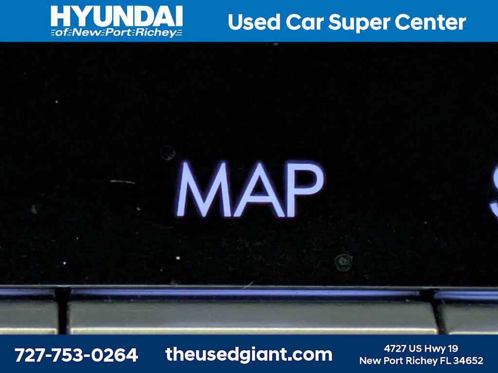 Used 2024 Hyundai Santa Fe SE image 26