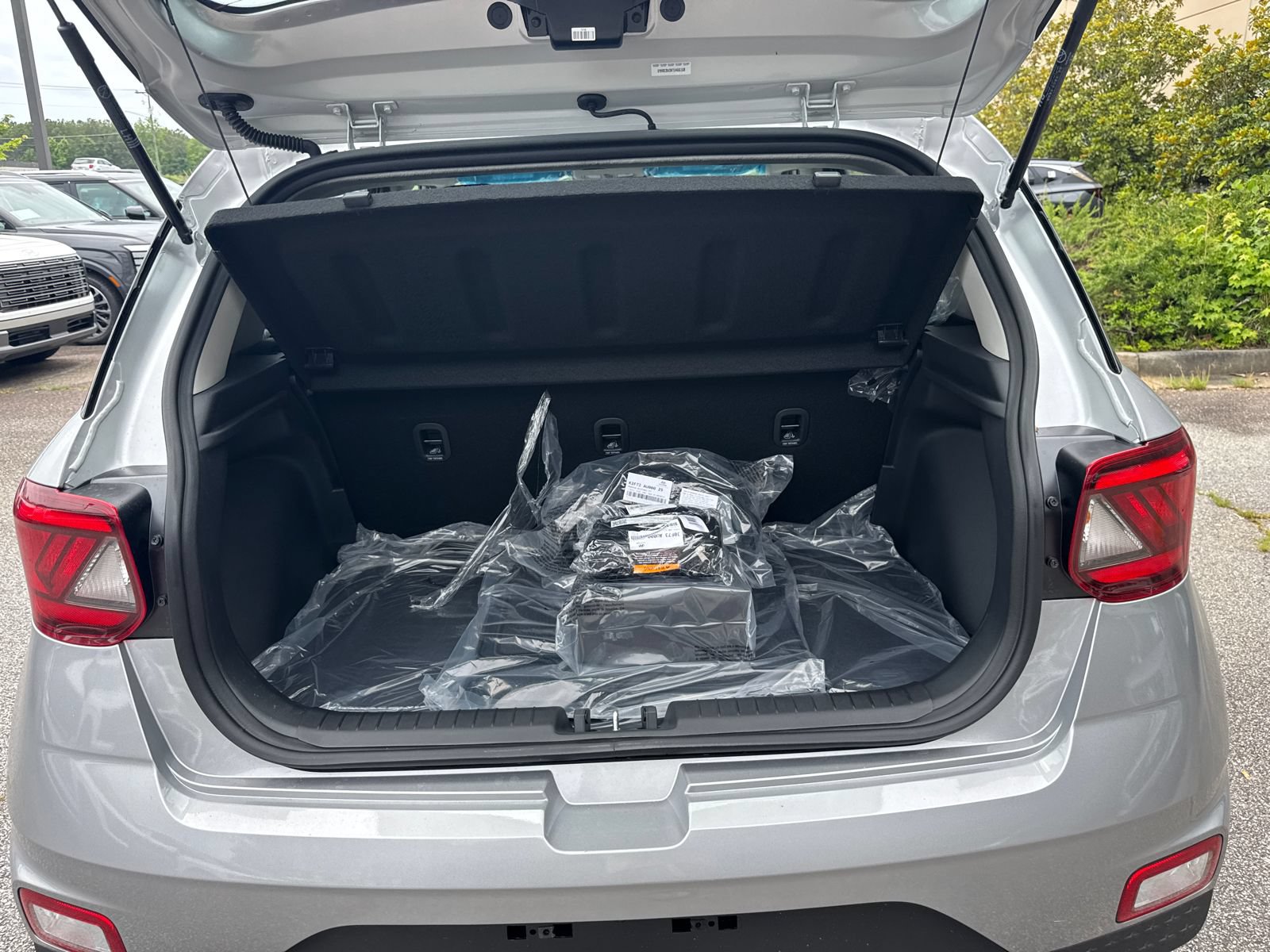 New 2026 Hyundai Venue SEL FWD image 19