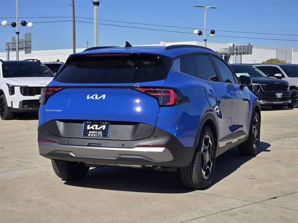 New 2026 Kia Sportage EX w/ EX Panorama Roof Package image 4