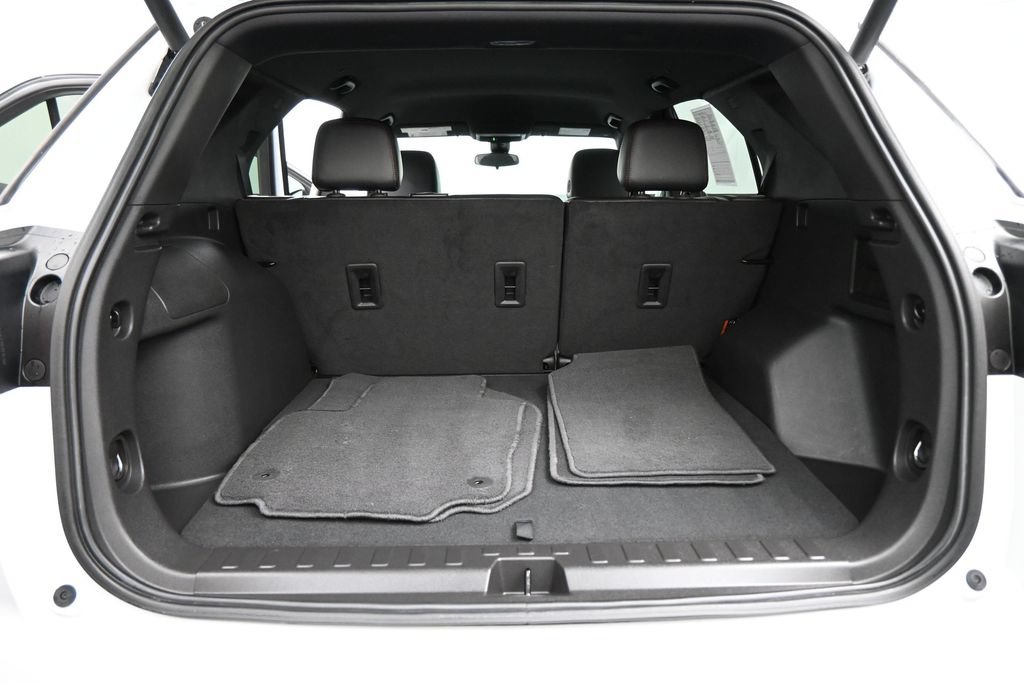 Used 2024 Chevrolet Equinox RS FWD image 16
