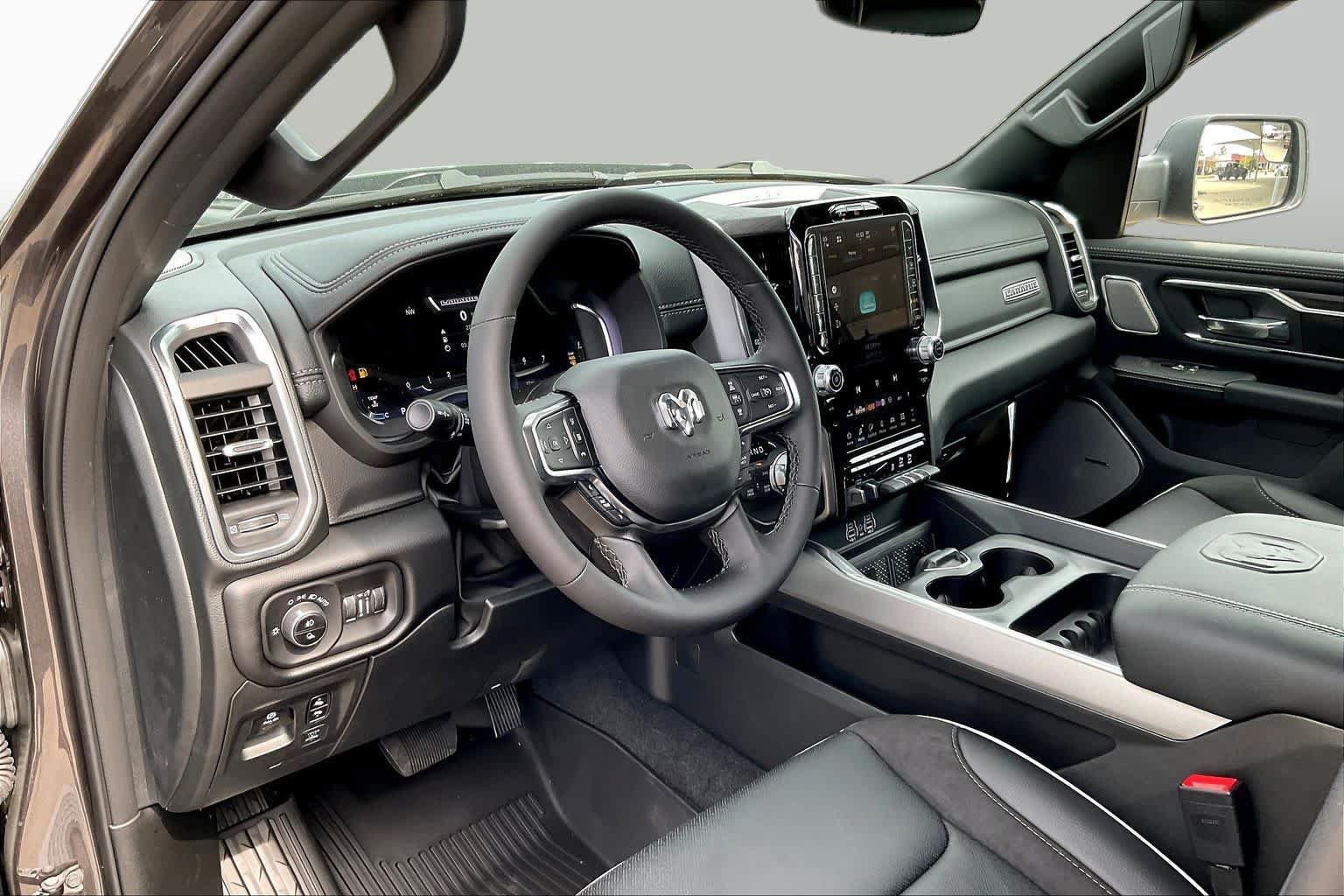 New 2027 RAM 1500 Laramie AWD/4WD image 8