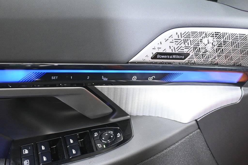 New 2026 BMW M5 w/ Executive Package AWD/4WD image 29