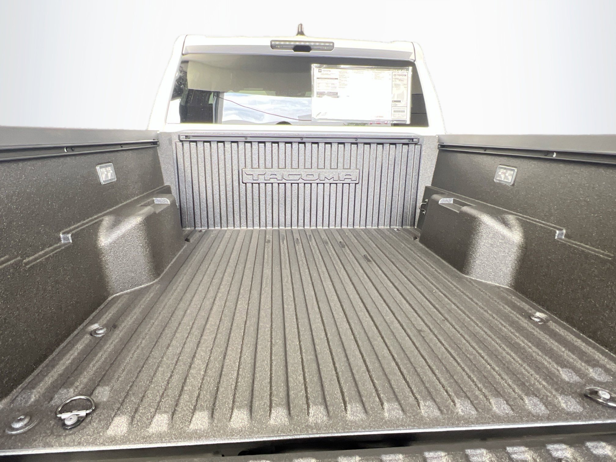 Used 2025 Toyota Tacoma TRD Sport image 34