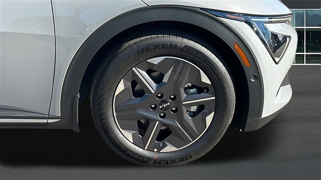 New 2025 Kia EV6 Light image 6