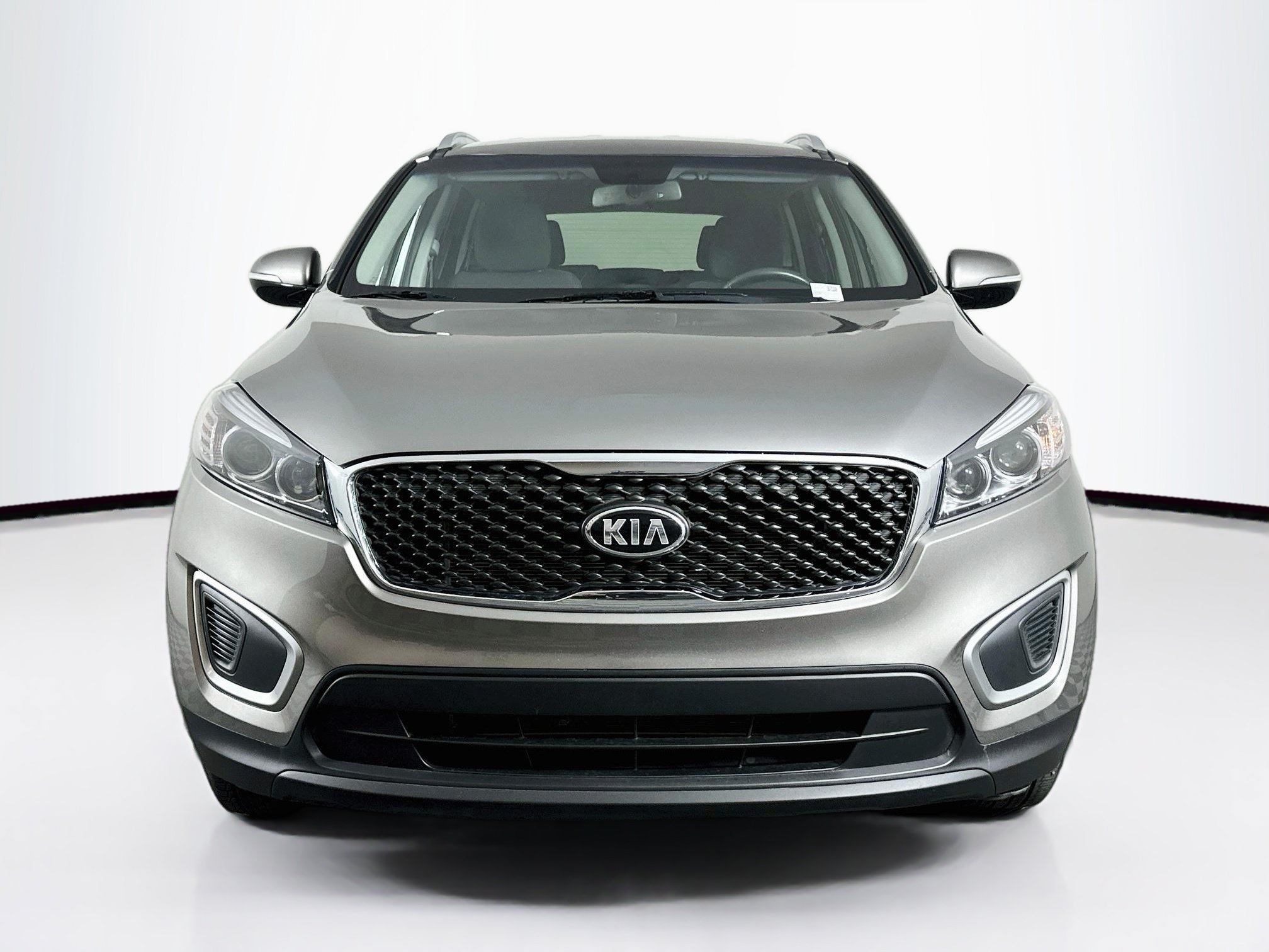Used 2016 Kia Sorento FWD w/ LX Convenience Package image 2