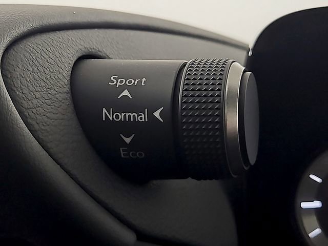 Used 2025 Lexus ES 300h w/ Premium Package image 26