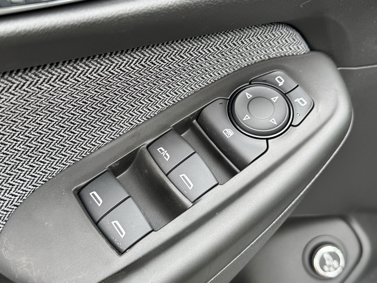 New 2026 Chevrolet TrailBlazer LT w/ Convenience Package FWD image 4