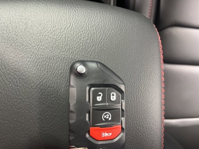 New 2025 Jeep Wrangler Unlimited Rubicon image 24