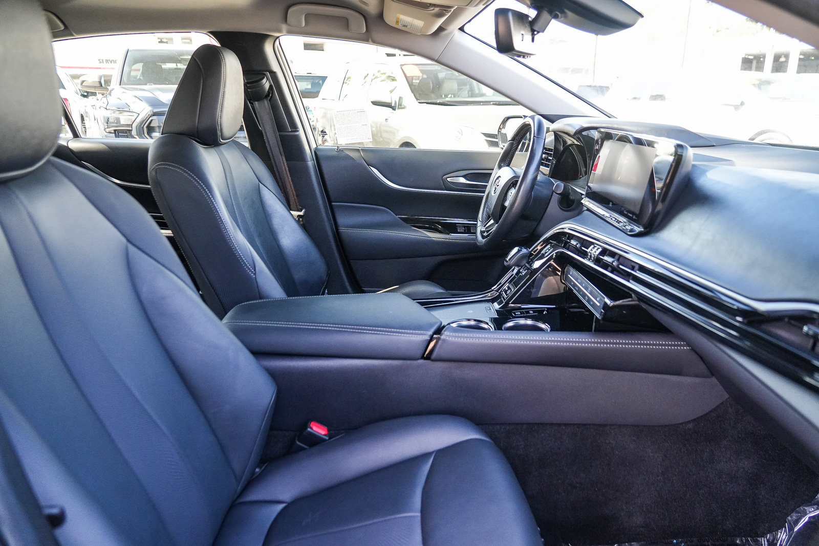 Certified 2022 Toyota Mirai w/ Advanced Technology Package RWD image 16