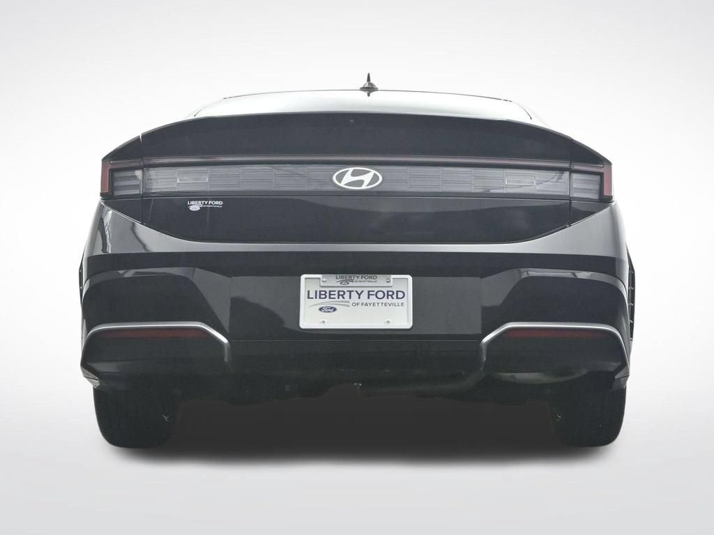 Used 2025 Hyundai Sonata SEL FWD image 45
