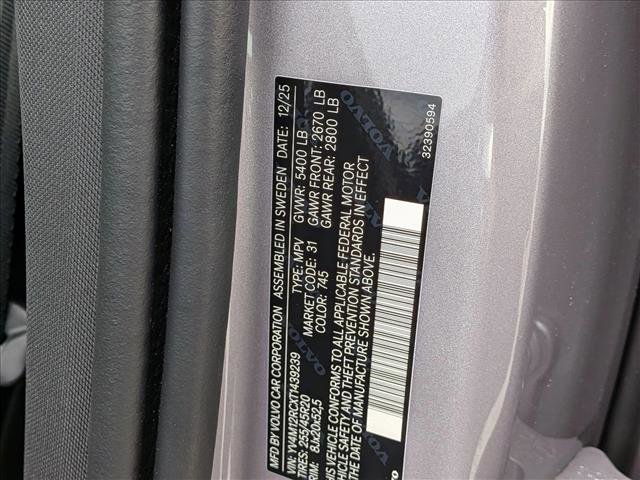 New 2026 Volvo XC60 B5 Plus w/ Climate Package image 19