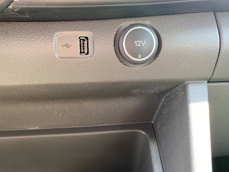 Used 2023 Ford Transit 350 XLT image 45