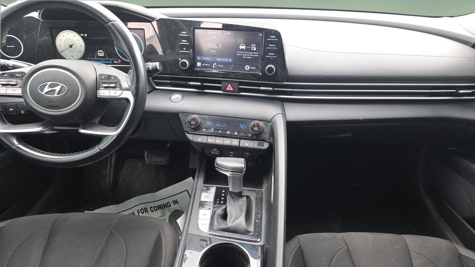 Used 2021 Hyundai Elantra SEL w/ Convenience + Premium Package FWD image 9